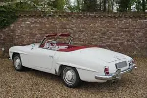 Usata Mercedes 190 Classic 105 CV (77 kW) 1960 Bianco Berlina