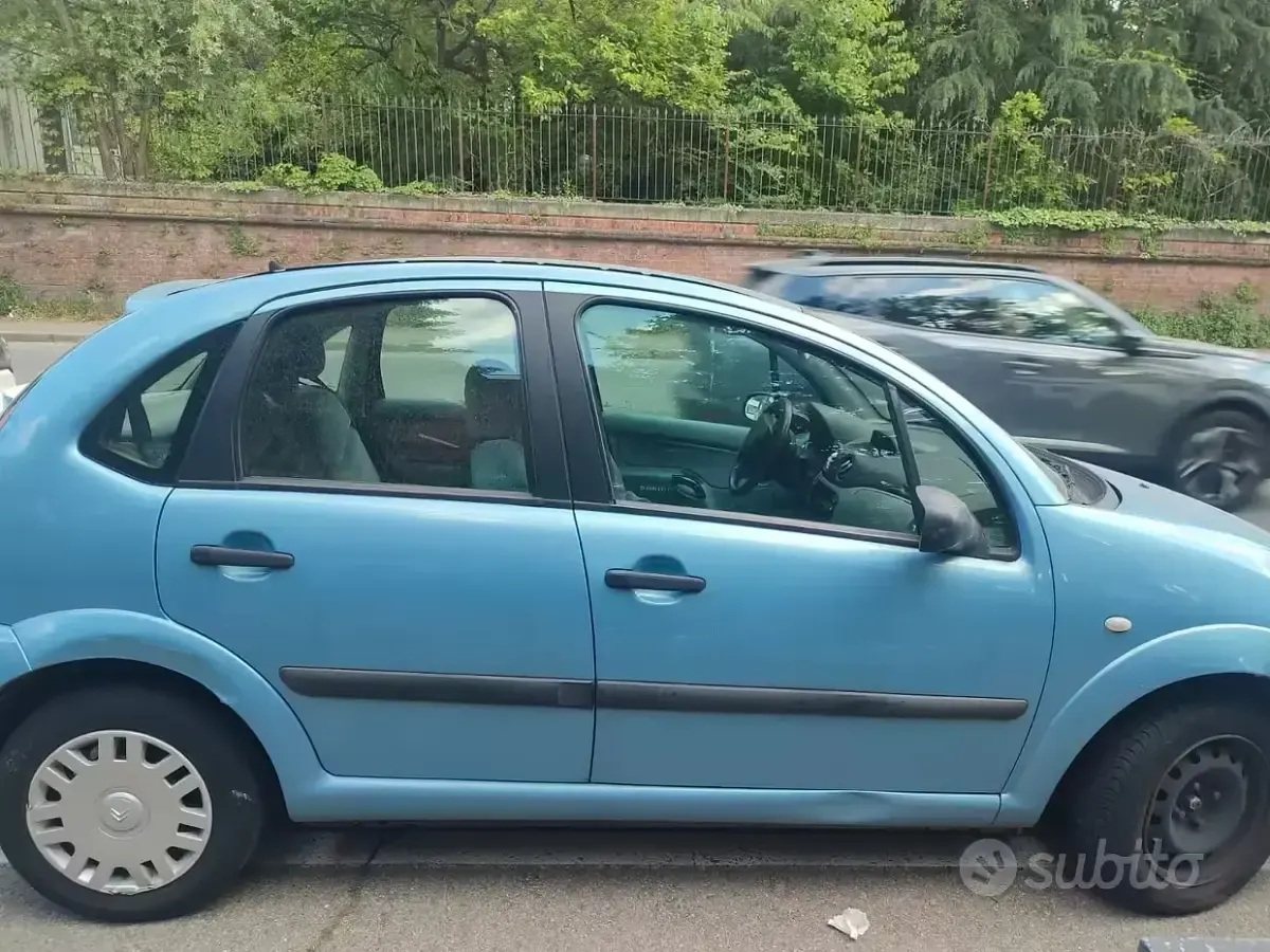 Usata Citroën C3 60 CV (44 kW) 2002 Blu Utilitaria