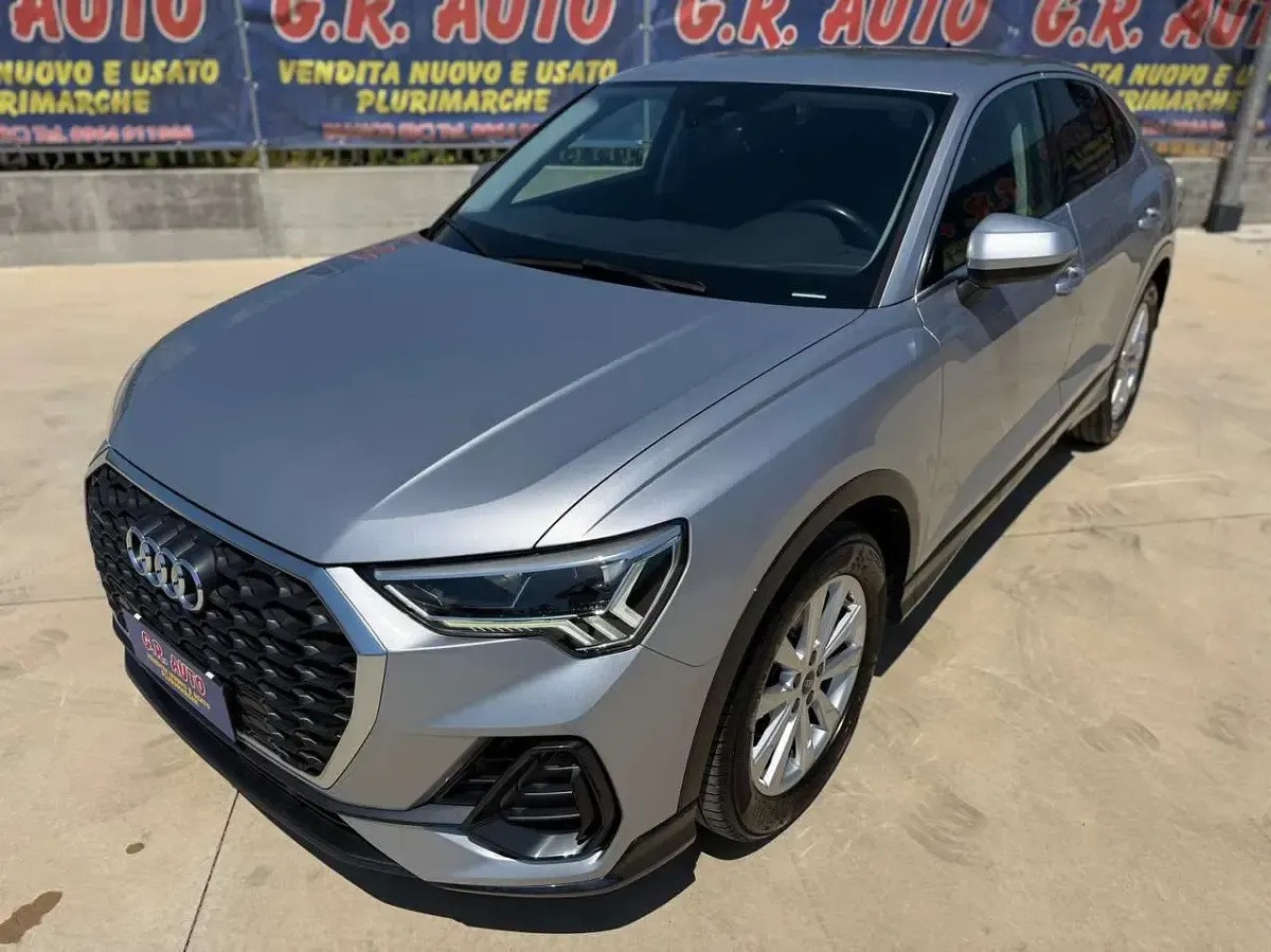 Usata Audi Q3 Sportback 150 CV (110 kW) 2022 Grigio SUV