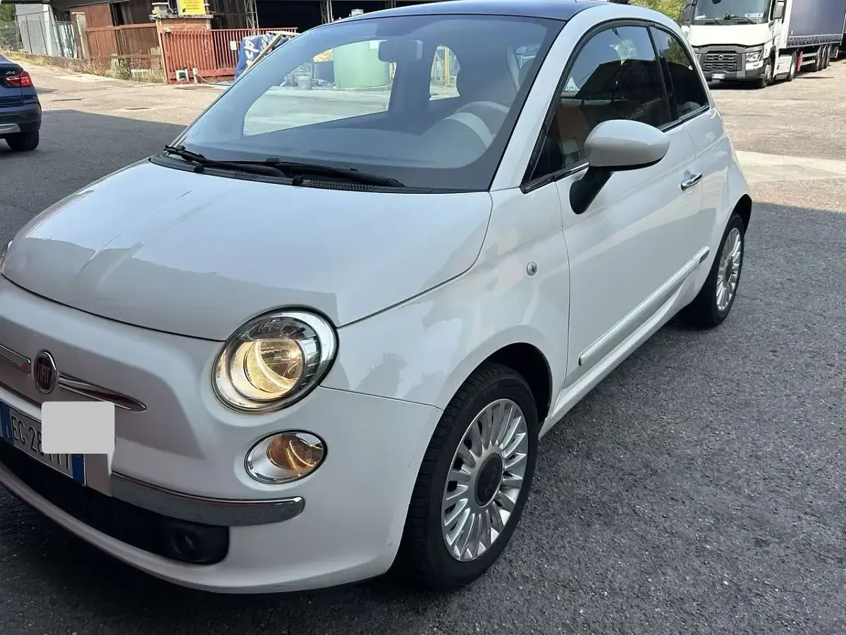 Usata Fiat 500 Lounge 69 CV (50 kW) 2011 Other Utilitaria
