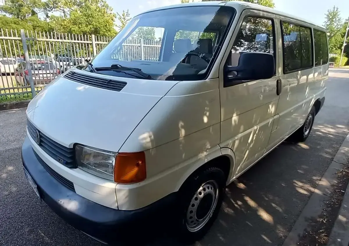 Usata VW T4 122 CV (89 kW) 2001 Bianco Furgone