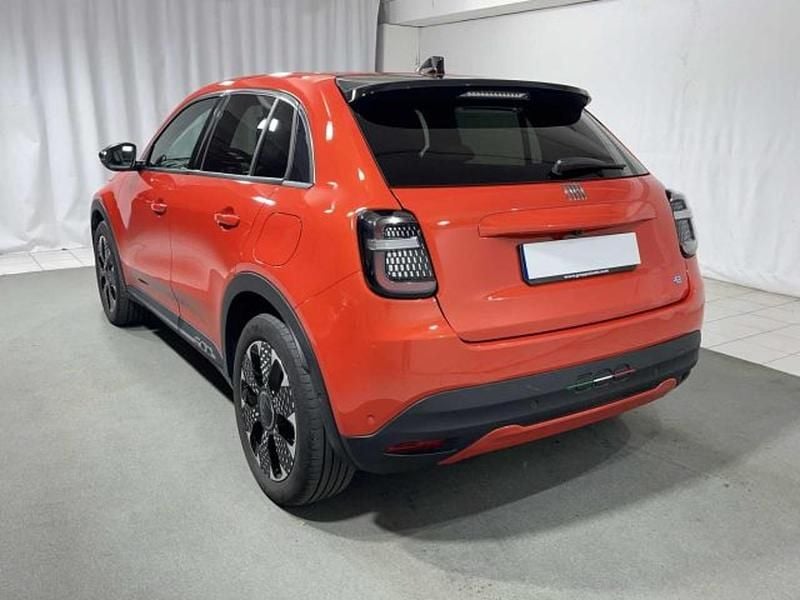 Usata Fiat 600 La Prima 101 CV (74 kW) 2023 Blu SUV