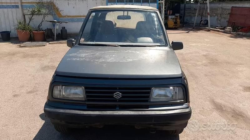 Usata Suzuki Vitara 1990 Grigio Monovolume