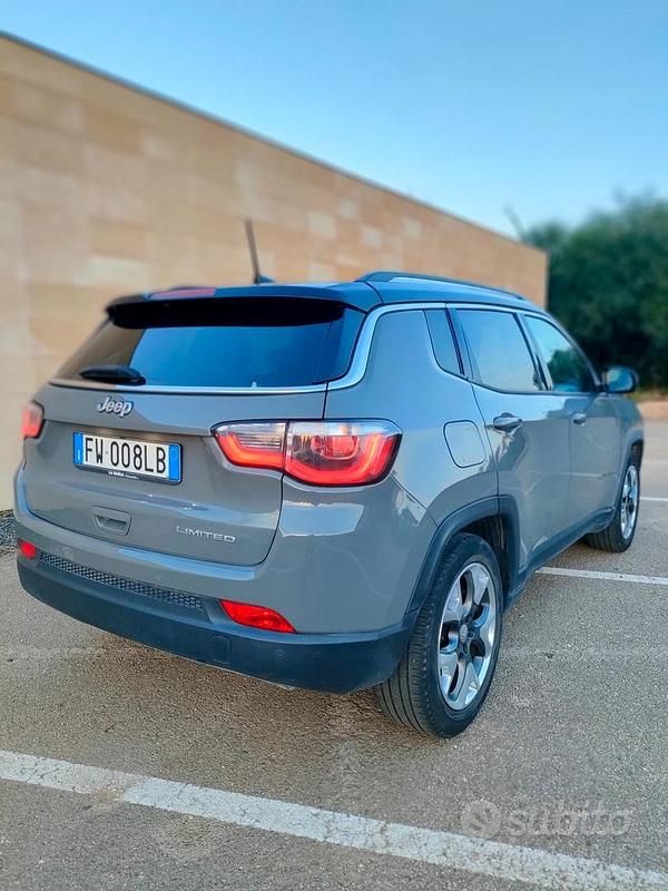 Usata Jeep Compass Limited 120 CV (88 kW) 2019 Grigio SUV