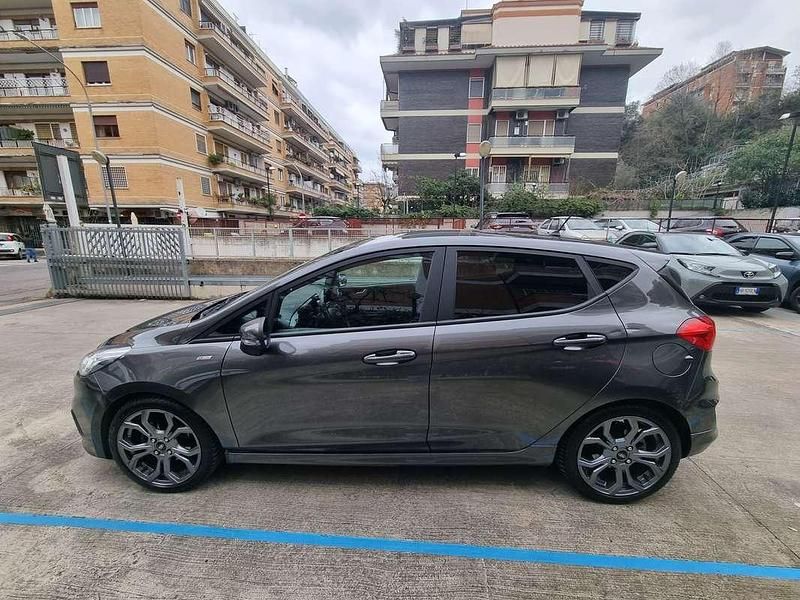 Usata Ford Fiesta ST-Line 86 CV (63 kW) 2019 Grigio Utilitaria