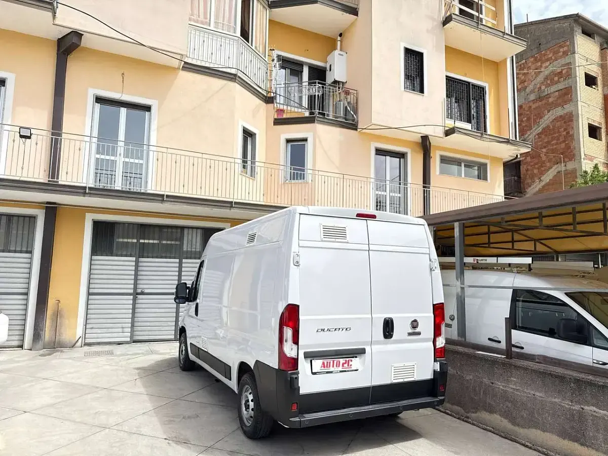Usata Fiat Ducato 140 CV (102 kW) 2021 Bianco Furgone