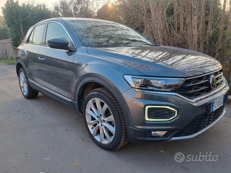 Usata VW T-Roc Advance 116 CV (85 kW) 2019 Grigio SUV