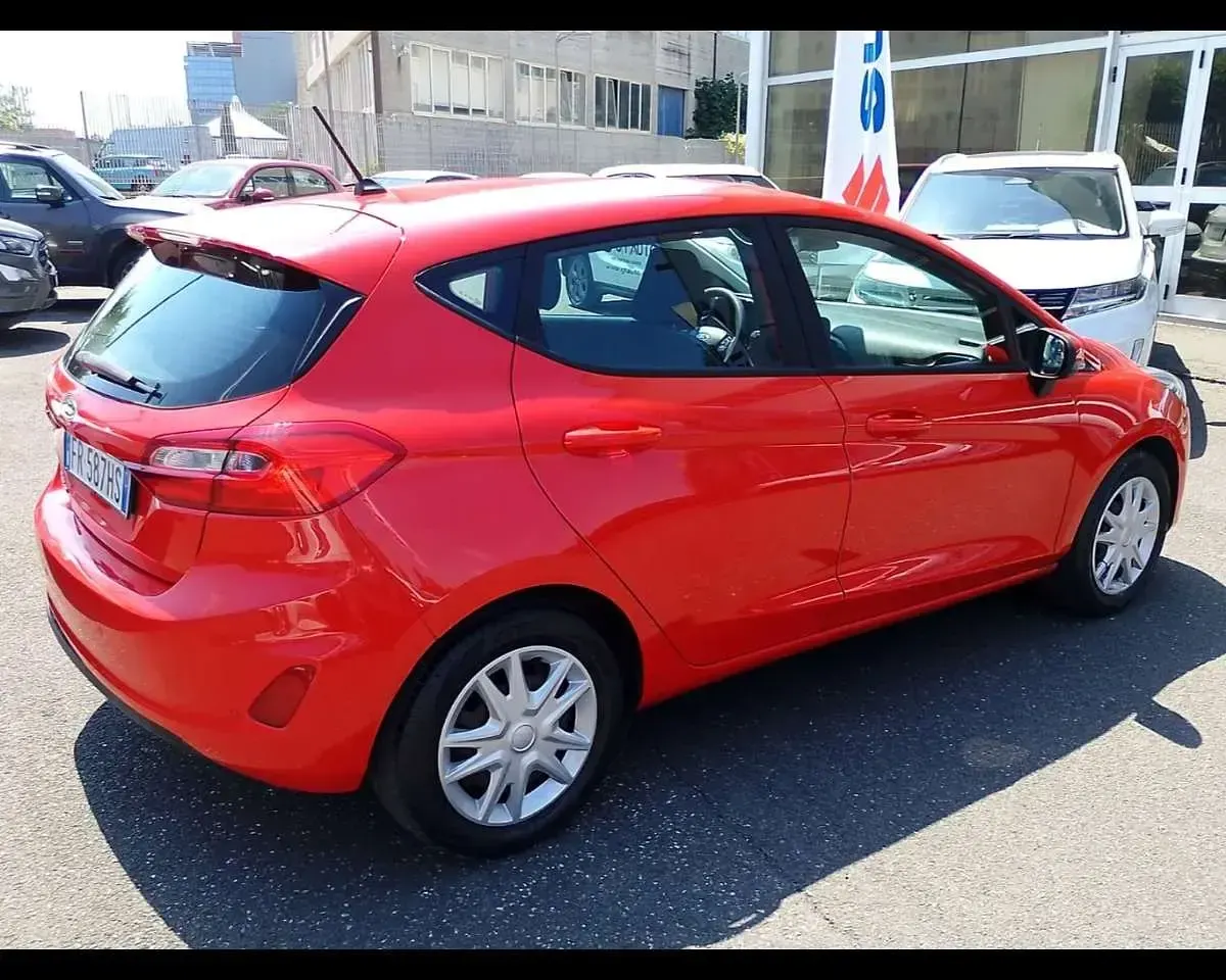 Usata Ford Fiesta 86 CV (63 kW) 2018 Rosso Utilitaria
