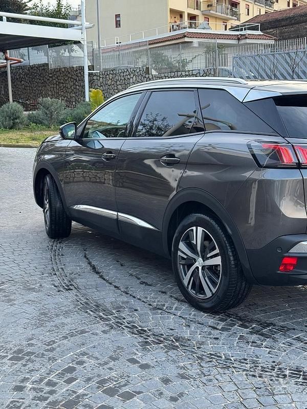 Usata Peugeot 3008 2021 Grigio SUV