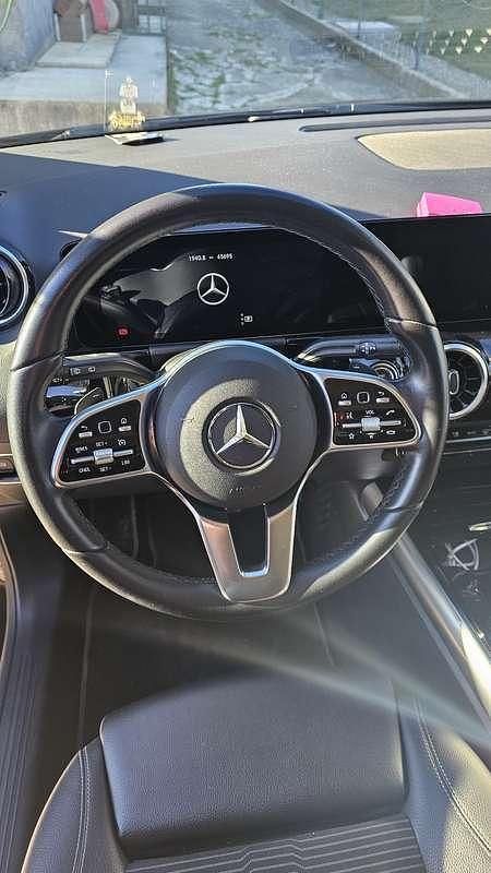 Usata Mercedes B180 136 CV (100 kW) 2020 Utilitaria