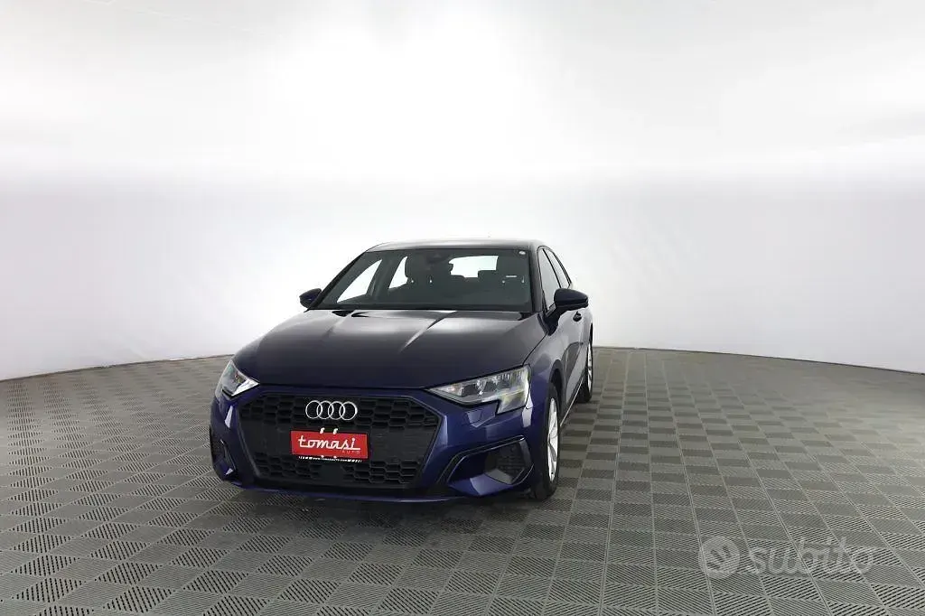 Usata Audi A3 116 CV (85 kW) 2021 Blu Berlina