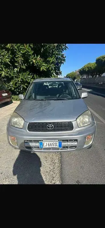 Usata Toyota RAV4 150 CV (110 kW) 2000 SUV