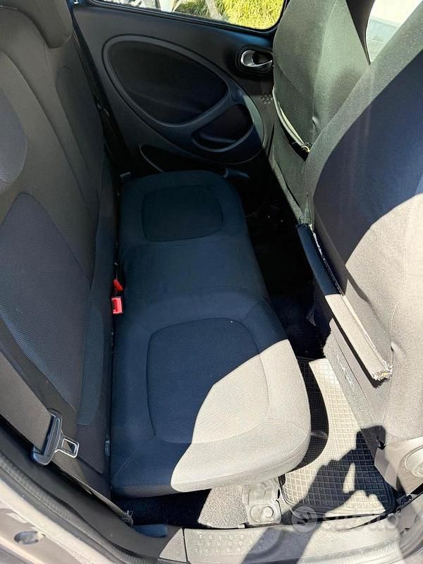 Usata Smart ForFour 2017 Utilitaria