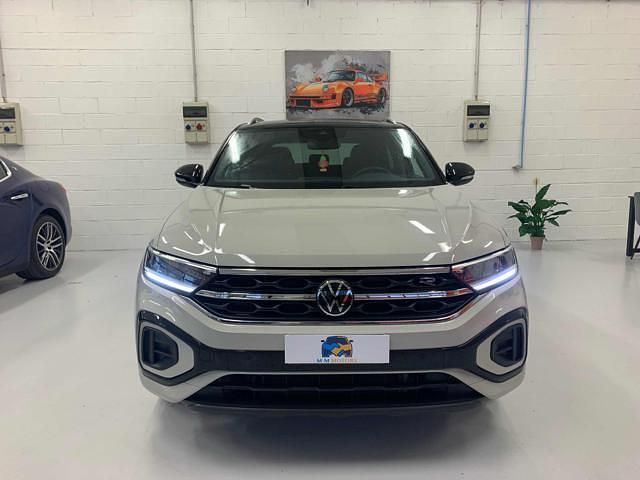 Usata VW T-Roc R-line 116 CV (85 kW) 2023 Grigio SUV