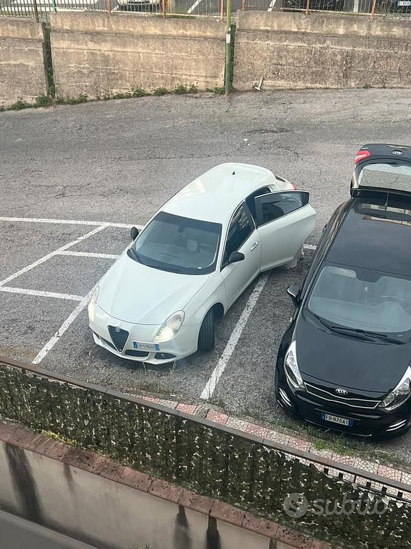 Usata Alfa Romeo Giulietta 140 CV (102 kW) 2010 Bianco Berlina