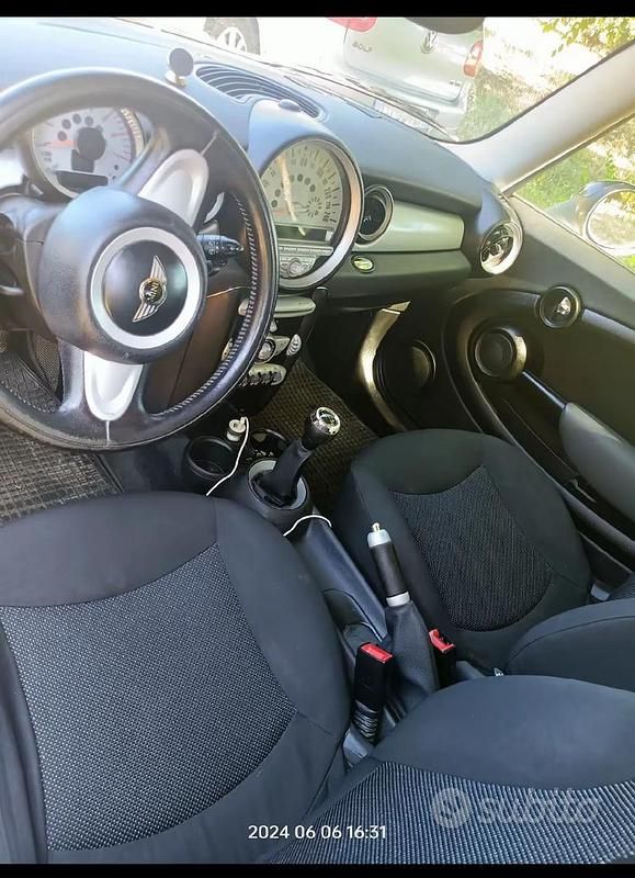 Usata Mini Cooper 2004 Utilitaria