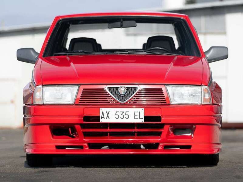 Usata Alfa Romeo 75 155 CV (114 kW) 1987 Rosso Berlina