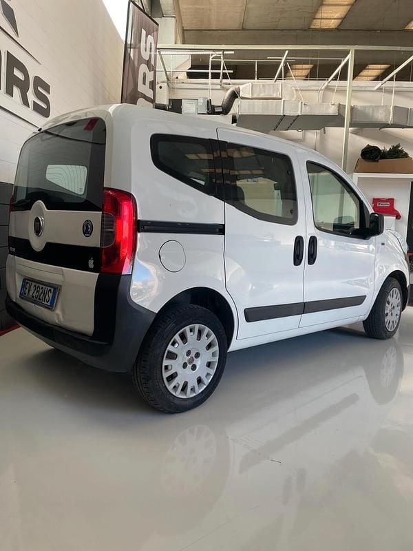 Usata Fiat Qubo Active 75 CV (55 kW) 2014 Bianco Monovolume