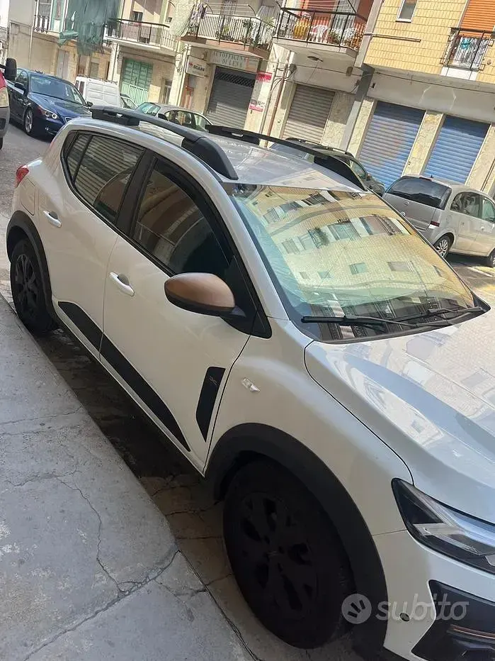 Usata Dacia Sandero 101 CV (74 kW) 2024 Bianco Berlina