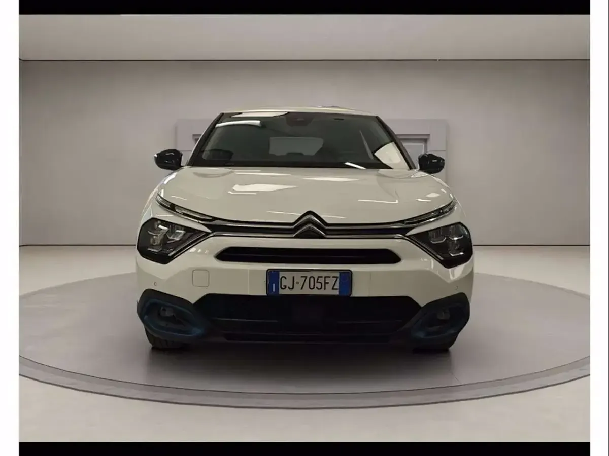 Usata Citroën e-C4 Shine 100 kW (136 CV) 2022 Bianco Berlina