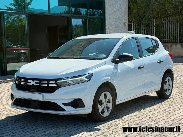 Usata Dacia Sandero Essentiel 101 CV (74 kW) 2023 Bianco Berlina