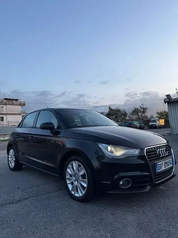Usata Audi A1 Sportback Ambition 105 CV (77 kW) 2013 Utilitaria