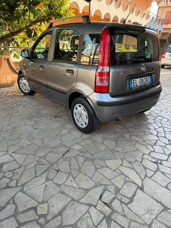 Usata Fiat Panda 69 CV (50 kW) 2012 Grigio Utilitaria