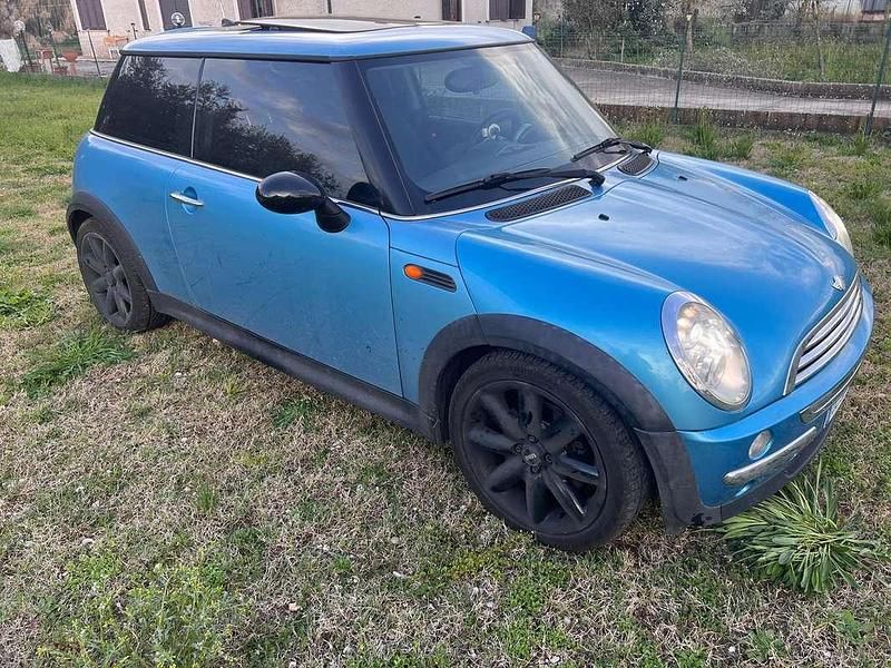 Usata Mini One D 75 CV (55 kW) 2005 Blu/azzurro Utilitaria