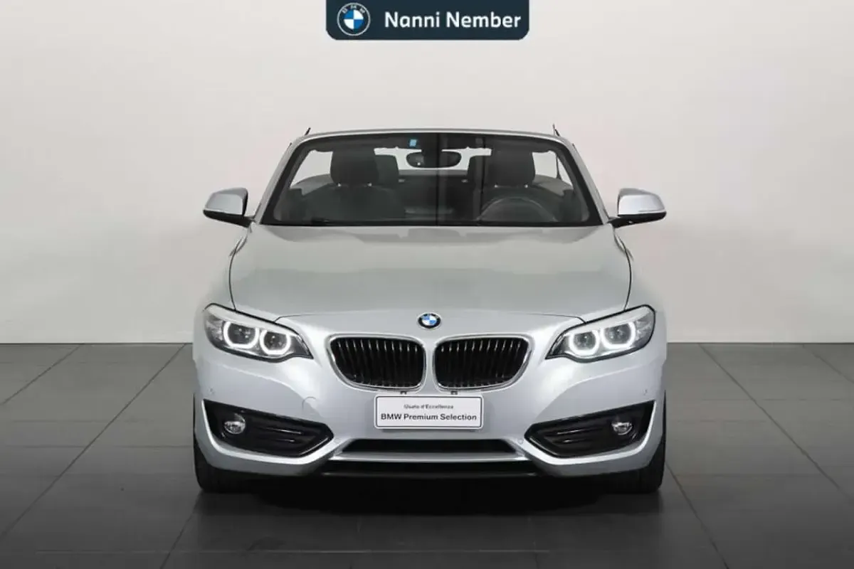 Usata BMW 220 Advantage 190 CV (139 kW) 2018 Grigio Cabrio