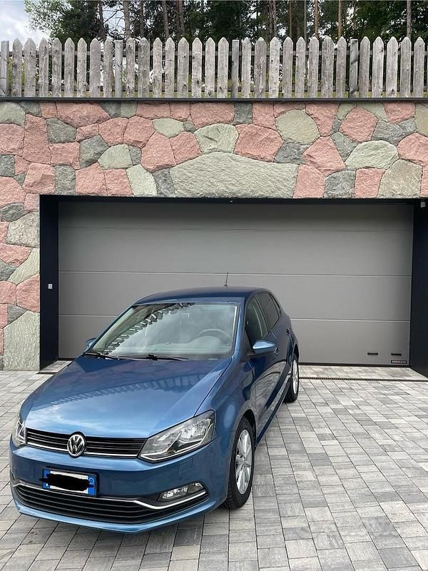 Usata VW Polo 75 CV (55 kW) 2016 Blu Utilitaria
