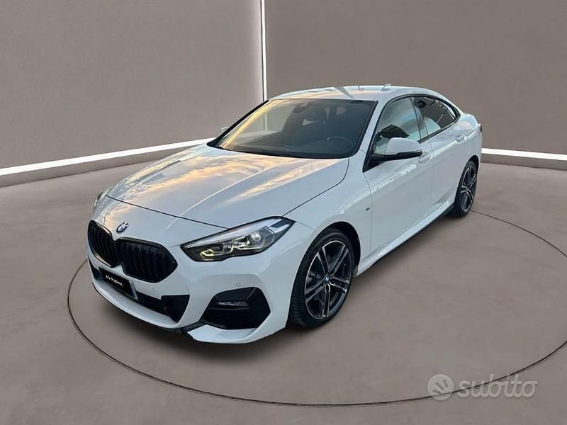 Usata BMW 218 Efficient Dynamics 149 CV (109 kW) 2021 Bianco Coupé