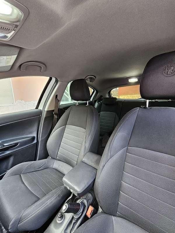 Usata Alfa Romeo Giulietta 120 CV (88 kW) 2017 Utilitaria