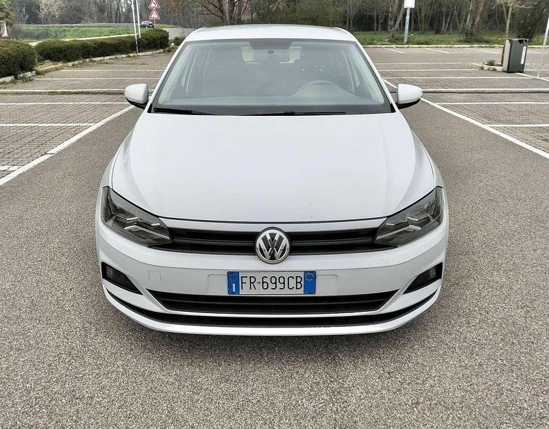 Usata VW Polo 65 CV (47 kW) 2018 Bianco Utilitaria