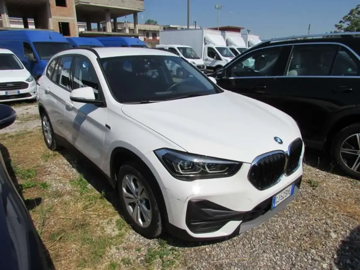Usata BMW X1 Advantage 125 CV (91 kW) 2022 Bianco SUV