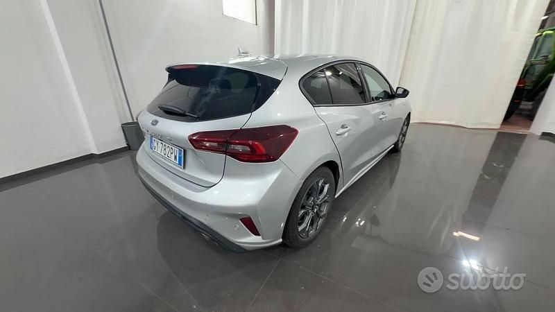 Usata Ford Focus 115 CV (84 kW) 2025 Grigio Berlina