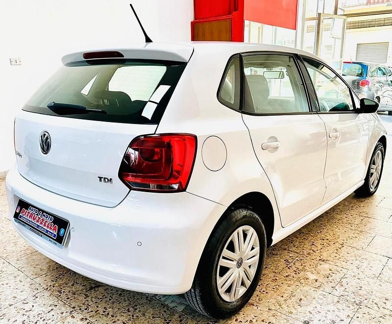 Usata VW Polo Trendline 75 CV (55 kW) 2013 Bianco Berlina