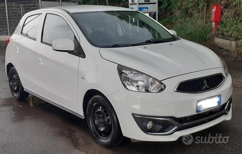 Usata Mitsubishi Space Star Invite+ 71 CV (52 kW) 2017 Bianco Utilitaria