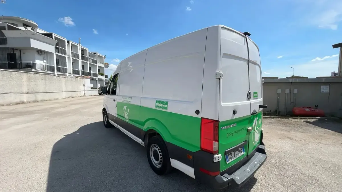 Usata VW e-Crafter 100 kW (136 CV) 2020 Bianco candy Furgone