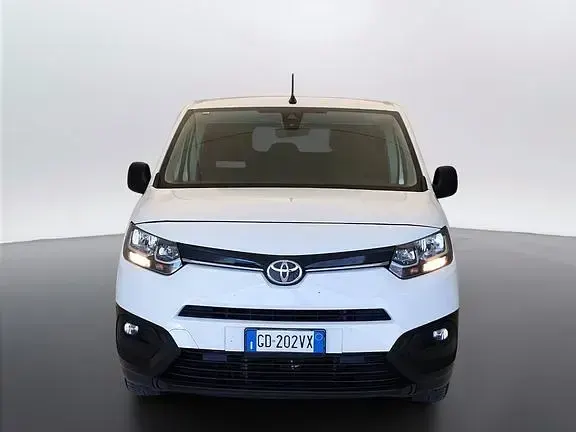 Usata Toyota Proace City Active 100 CV (73 kW) 2021 Bianco Monovolume