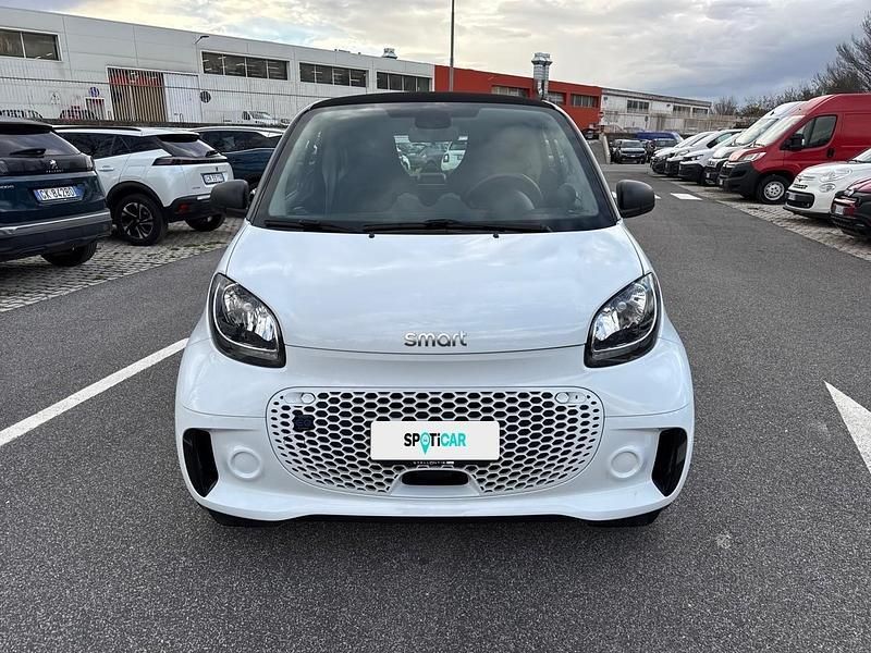 Usata Smart ForTwo Coupé Passion 41 kW (56 CV) 2023 Bianco Utilitaria