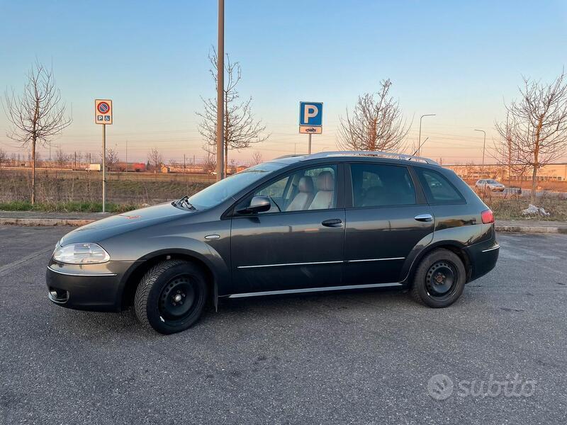 Usato 2007 Fiat Croma 1.9 Diesel 150 CV (2.200 €)