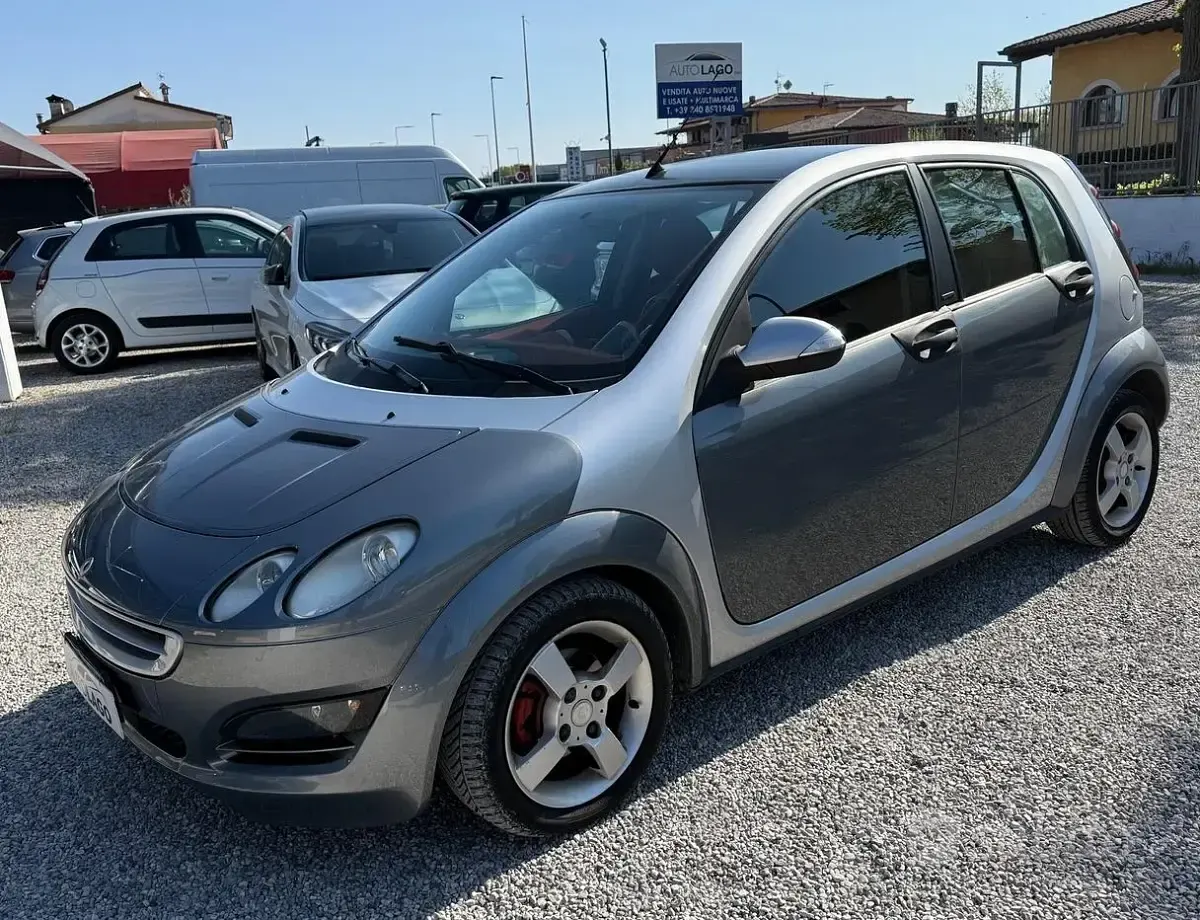 Usata Smart ForFour 68 CV (50 kW) 2004 Grigio Utilitaria