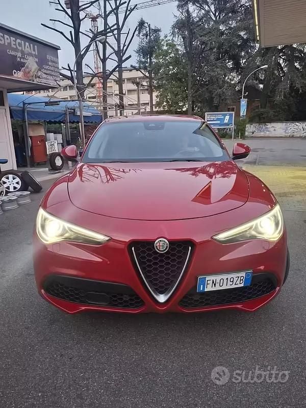 Usata Alfa Romeo Stelvio 280 CV (205 kW) 2018 Rosso SUV