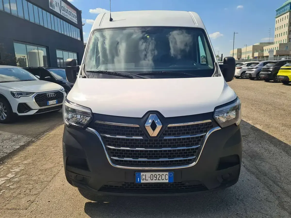 Usata Renault Master 136 CV (100 kW) 2022 Bianco Monovolume
