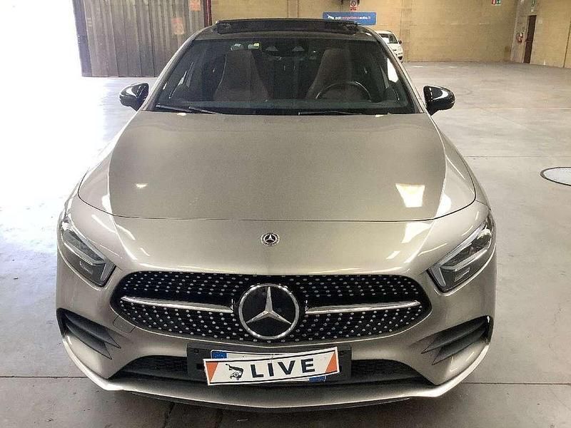 Usata Mercedes A250 AMG line 224 CV (164 kW) 2019 Berlina