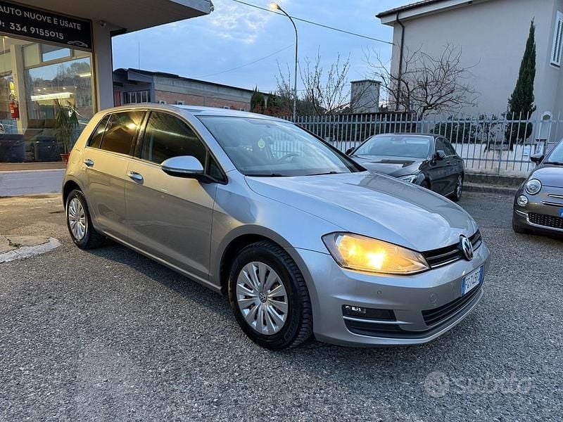 Usata VW Golf VII Trendline 86 CV (63 kW) 2016 Grigio Berlina