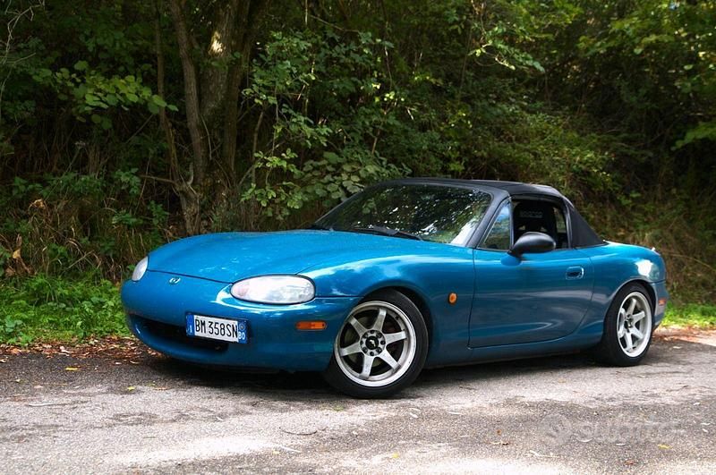 Usata 2000 Mazda MX5 Cabrio | 6900 € (Super prezzo) - Immagine 1/4