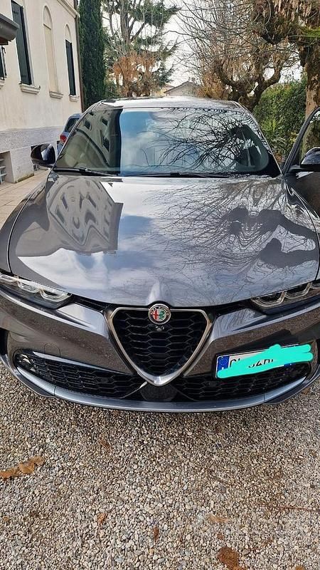 Usata Alfa Romeo Tonale Ti 130 CV (95 kW) 2023 Grigio SUV