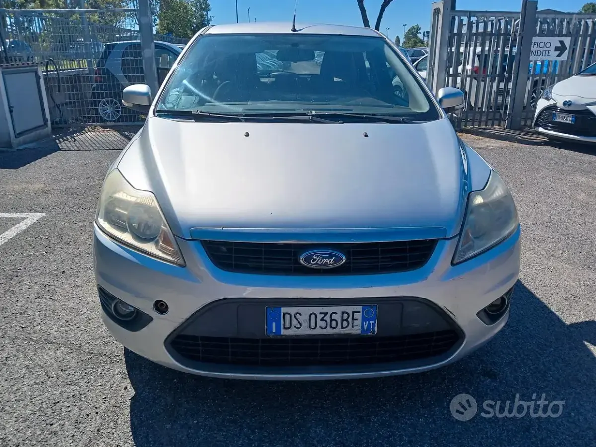 Usata Ford Focus Titanium 90 CV (66 kW) 2008 Grigio Berlina