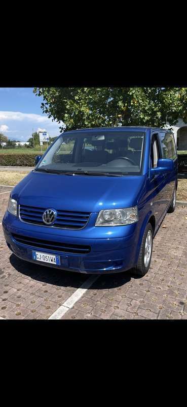 Blu/azzurro Usata 2004 VW T5 Comfortline Furgone | 16.200 € (Buon prezzo) - Immagine 1/4